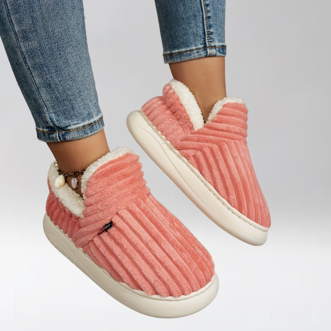 Lola™ | Chaussons en laine douce