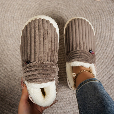 Lola™ | Chaussons en laine douce