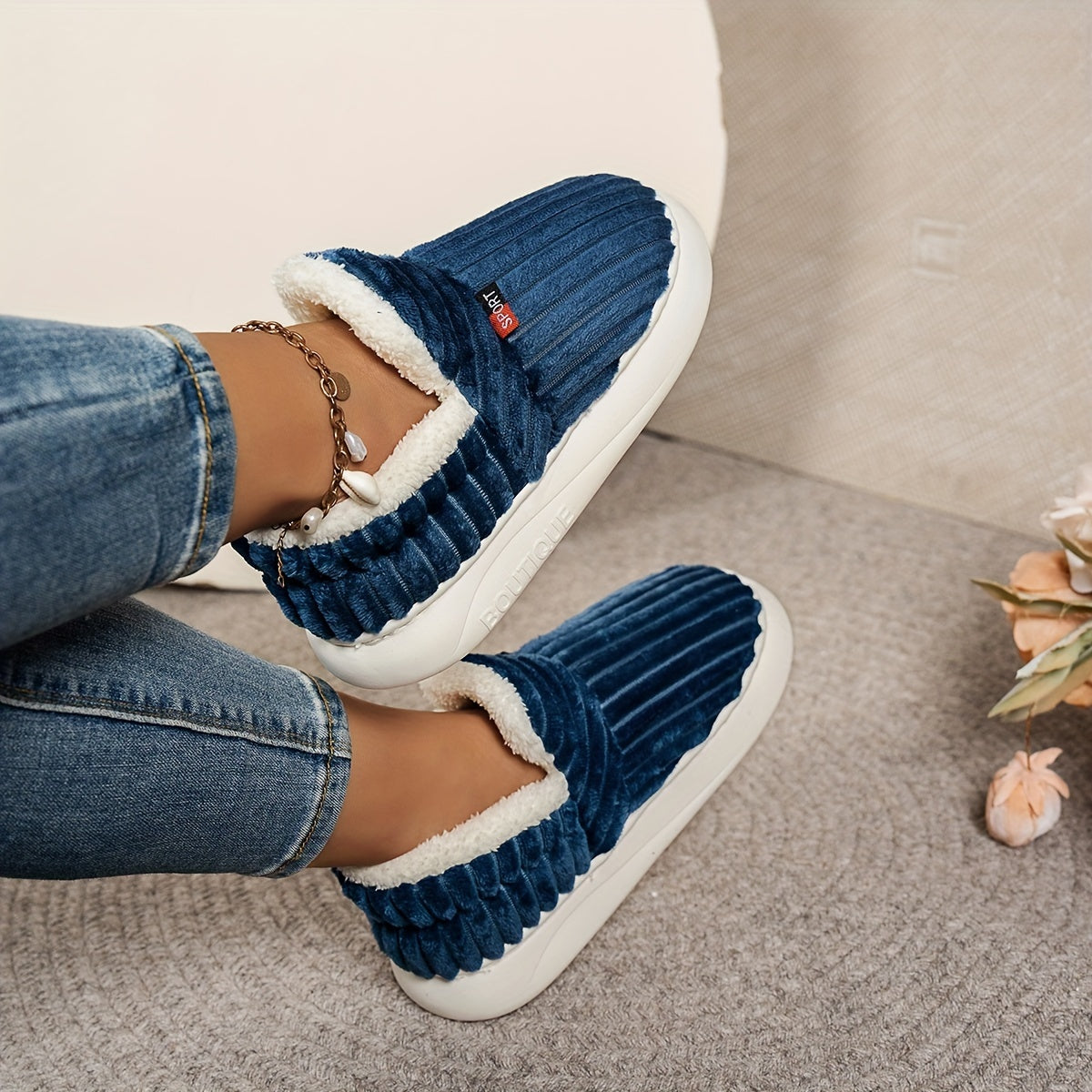 Lola™ | Chaussons en laine douce