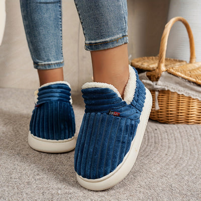 Lola™ | Chaussons en laine douce